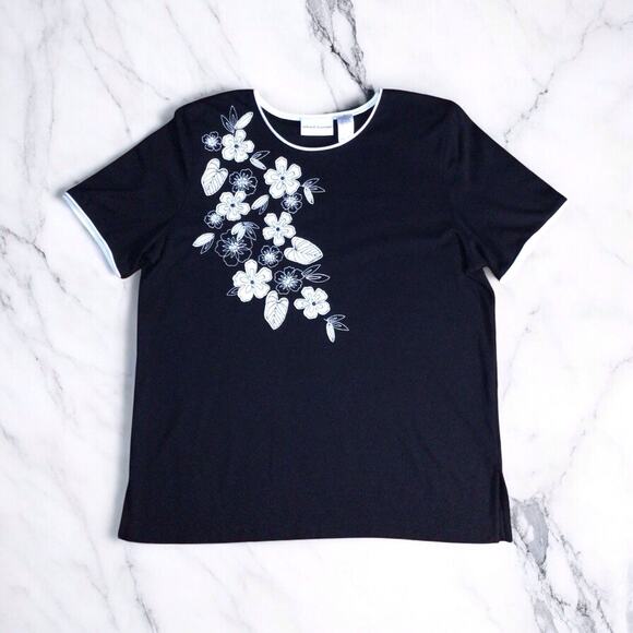 Alfred Dunner Tops - Alfred Dunner Top Womens Medium Black Floral Beaded Embroidered Casual Blouse